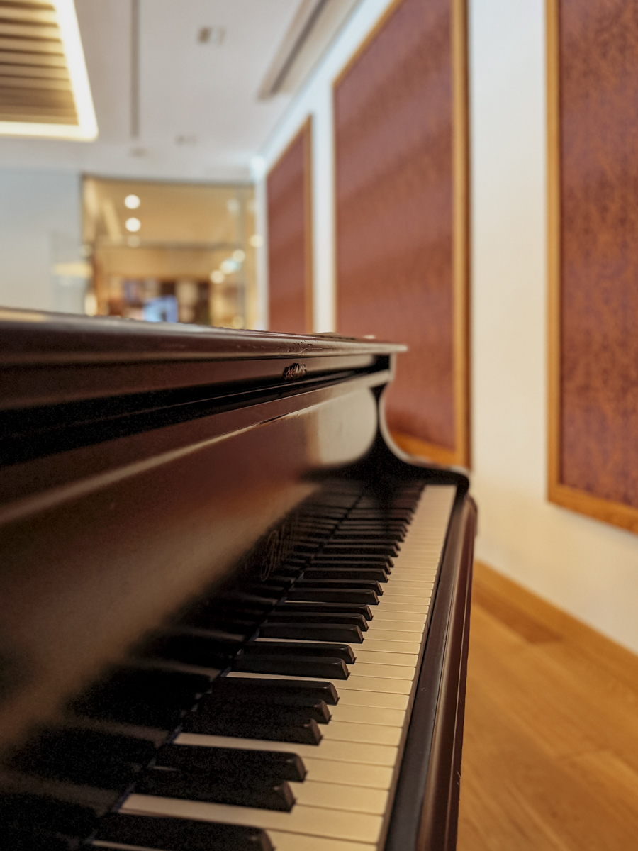 COCOtravel Deutschland Bayerisch Gmain Klosterhof Bibliothek 9 COCOtravel Deutschland Bayerisch Gmain Klosterhof Bibliothek 9