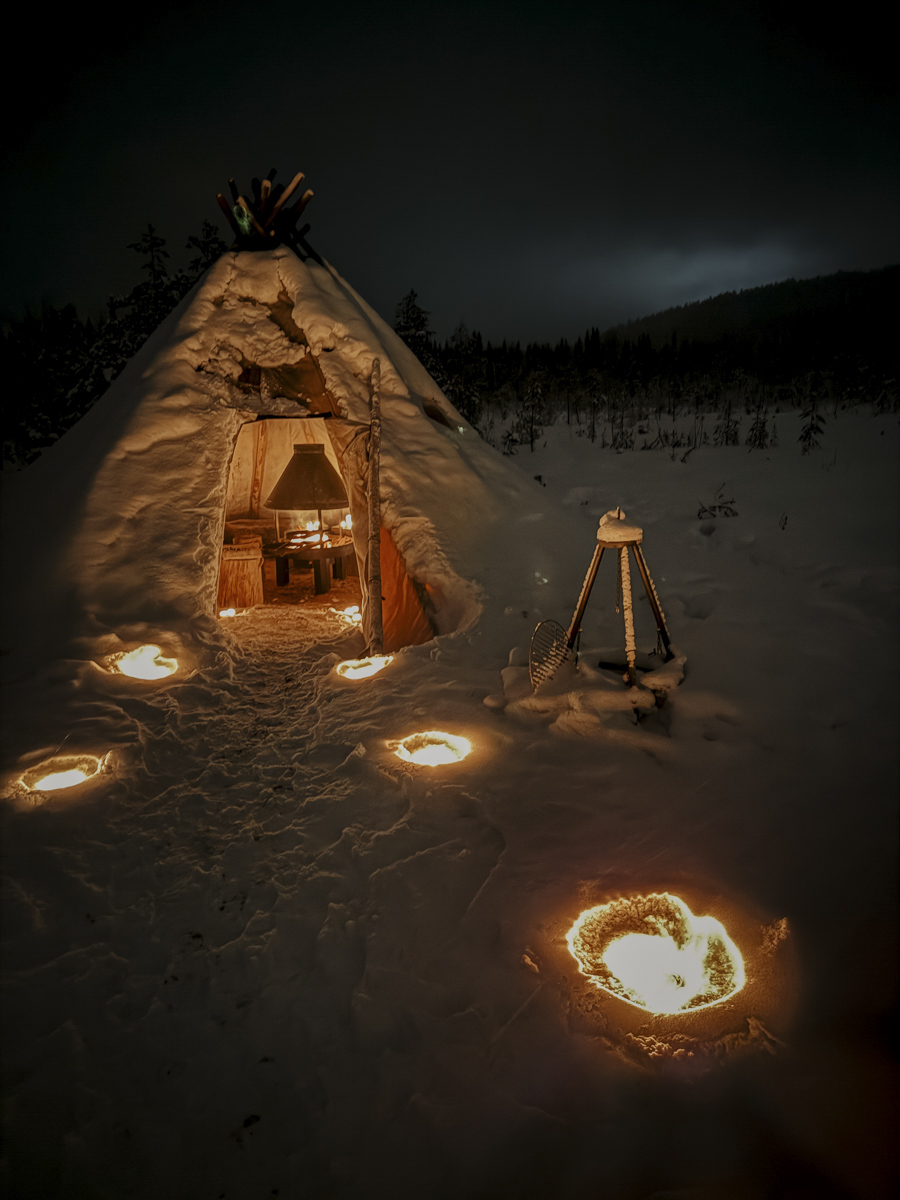 COCOtravel Lappland NovaGalaxyVillage Abendstimmung 2