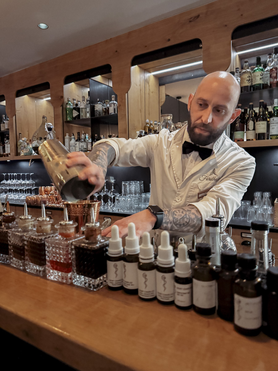 COCOtravel Oesterreich Leogang Forsthofgut BotanistBar 4 COCOtravel Oesterreich Leogang Forsthofgut BotanistBar 4