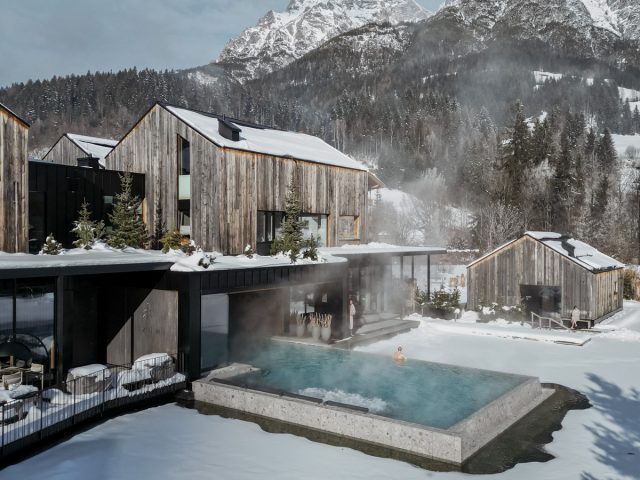 COCOtravel Oesterreich Leogang Forsthofgut Seehaus Pool 2