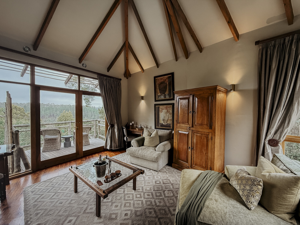 COCOtravel Suedafrika TsalaTreetopLodge Suite Wohnzimmer 4