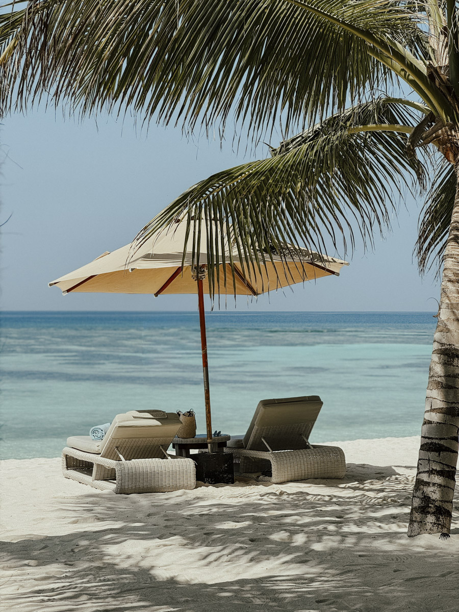 hoch allgmein beach kuredhivaru malediven COCOtravel