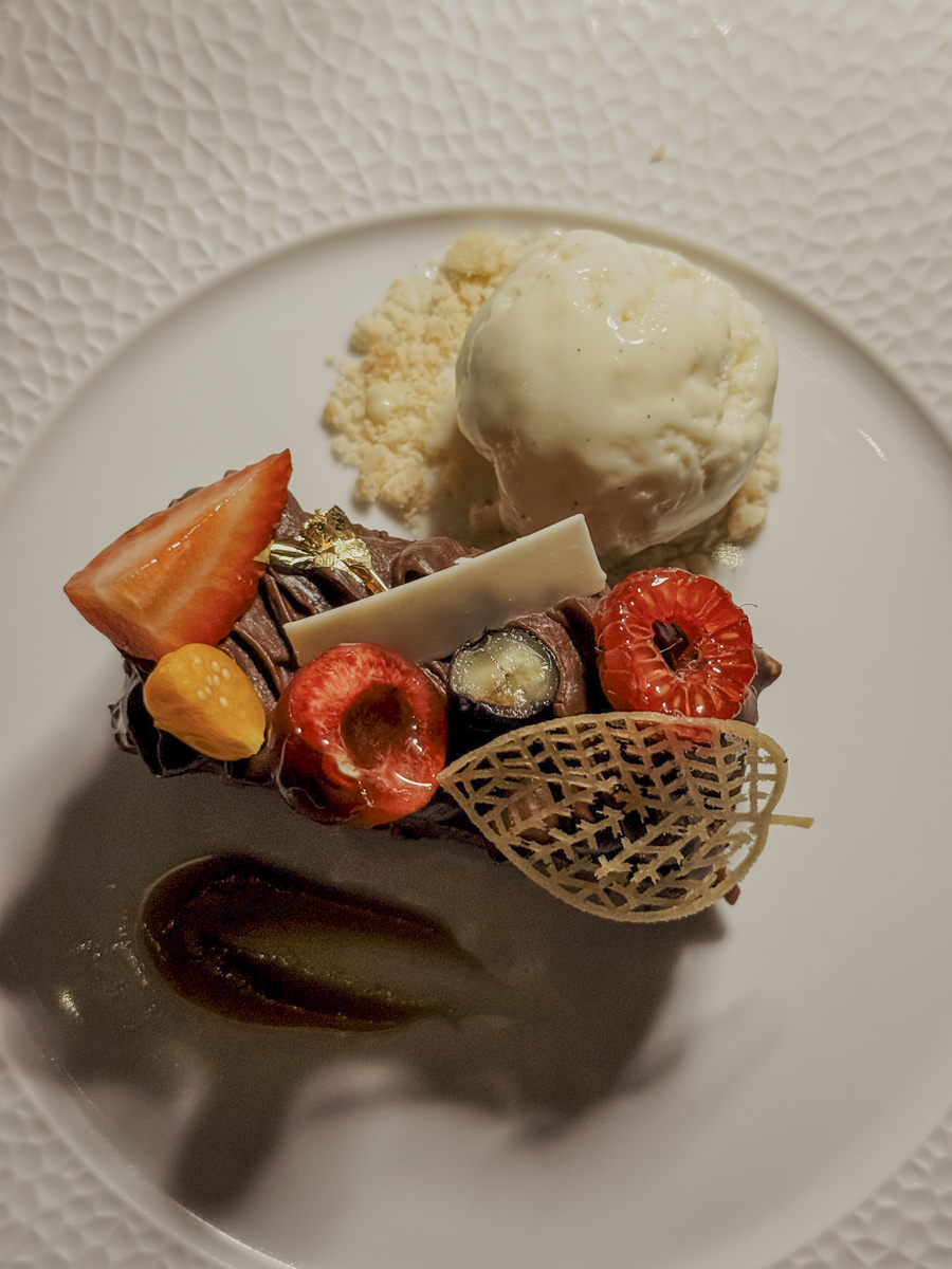 hoch kulinarik fullmoondinner dessert kuredhivaru malediven COCOtravel