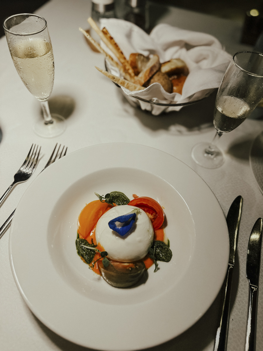 hoch kulinarik fullmoondinner vorspeise kuredhivaru malediven COCOtravel