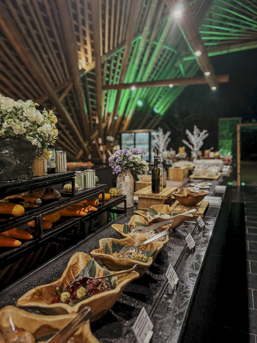 hoch kulinarik onu buffet salat2 kuredhivaru malediven COCOtravel