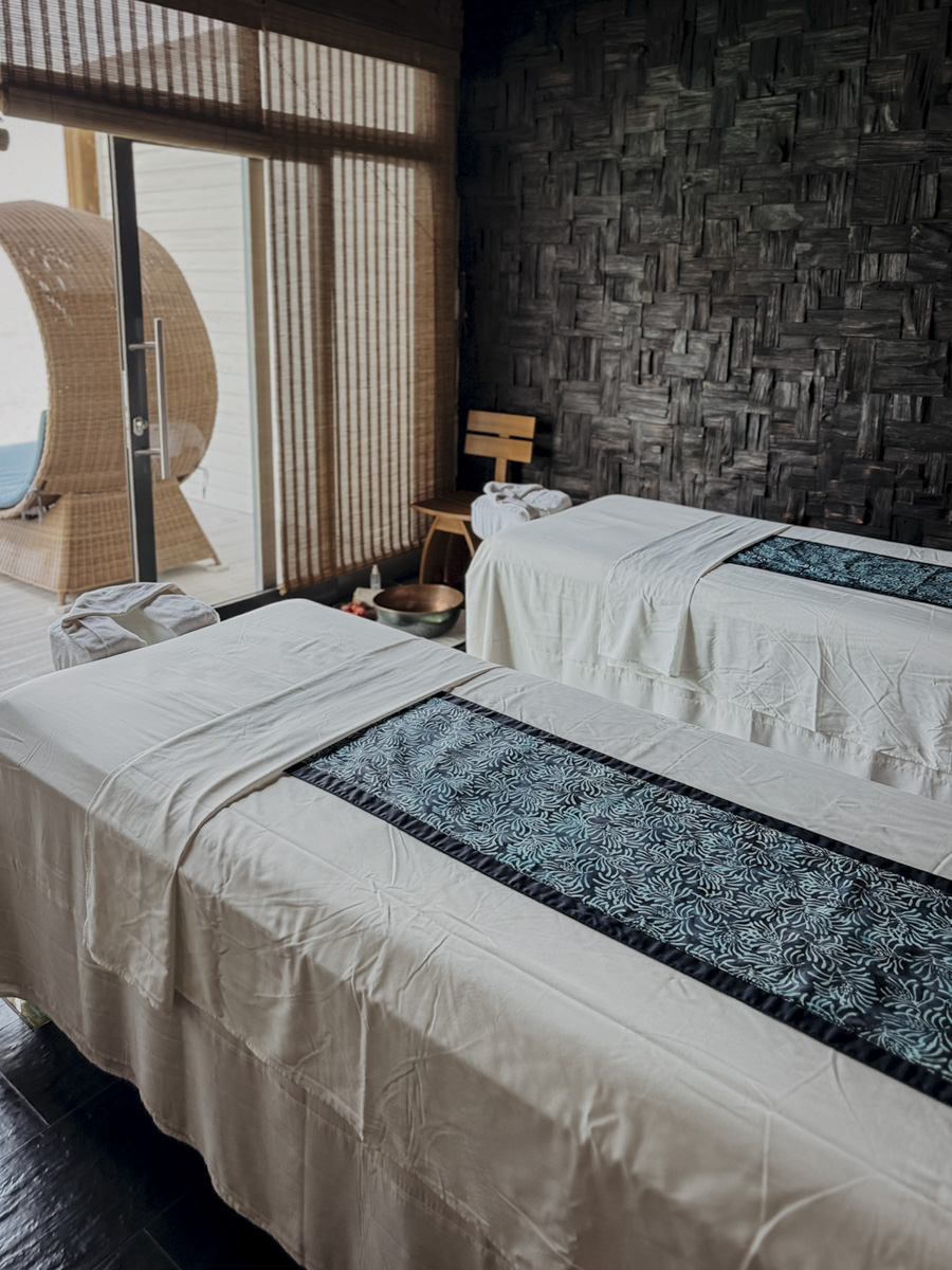 hoch spa massageraum kuredhivaru malediven COCOtravel