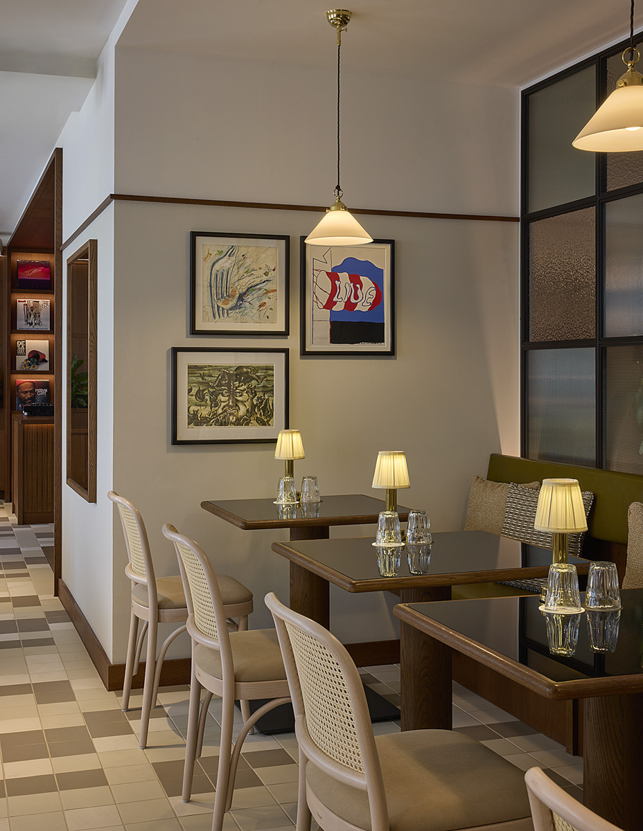 Spittelberg Vienna Poco Front restaurant Back Corner portrait lowres 1 Spittelberg Vienna Poco Front restaurant Back Corner portrait lowres 1